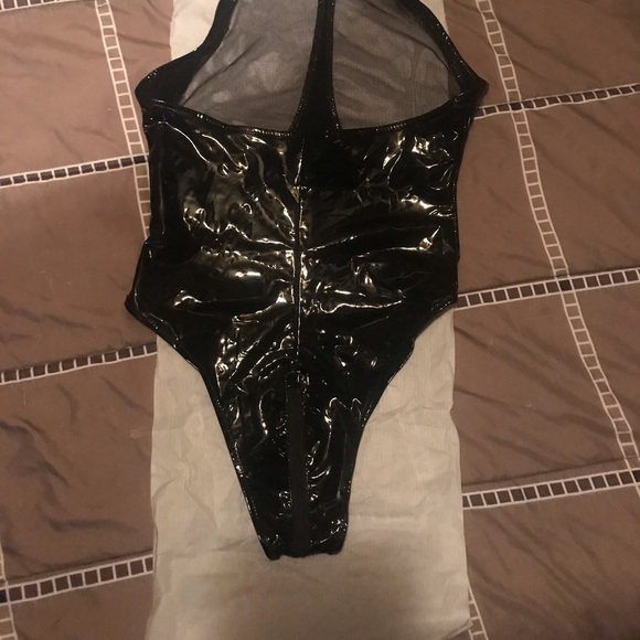 Body suit - Picture 2 of 2